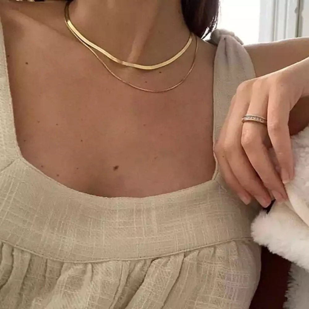 Minimalist 18k Gold Plated Double Layer Chain Necklace - Picture 8 of 11